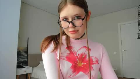 yamatobrodsky1 online show from December 19, 7:26 am