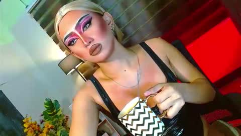 miss yasii online show from February 27, 6:22 pm