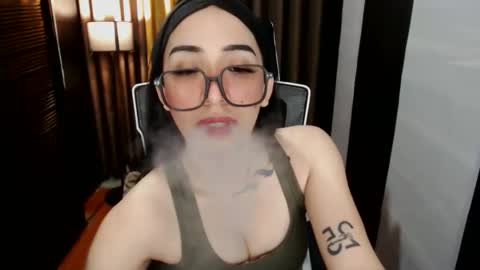 yassiered online show from March 10, 11:01 am