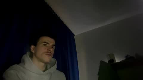 yayay333 online show from May 10, 10:38 pm