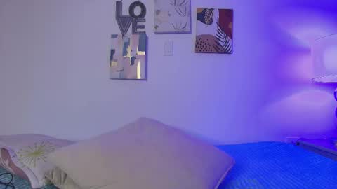 yayoi_cresp18 online show from September 11, 11:44 am