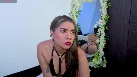 Yeli Amber online show from February 18, 2:33 am