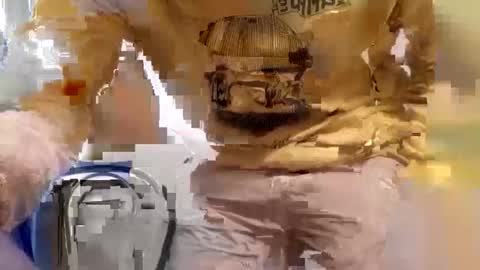 yellowkiwi73 online show from November 28, 7:32 pm