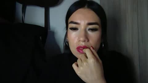 yemily_sex online show from April 2, 2:41 am