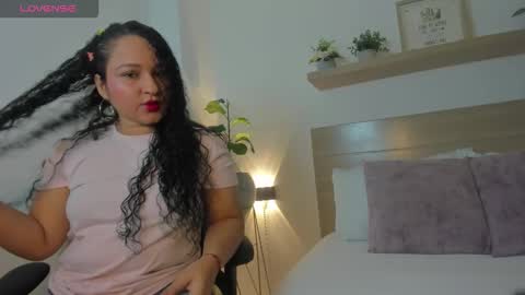 Y E R A  online show from January 14, 12:02 pm