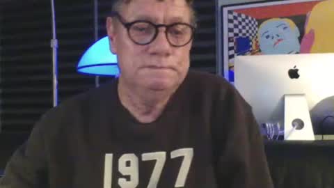 Snapshot of yessex247 chatting on December 8, 4:11 am yessex247 online show from December 8, 4:11 am