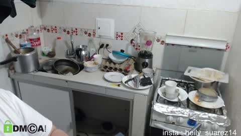 yessica and andres online show from December 10, 4:45 am