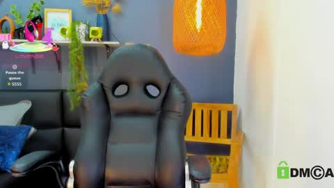 yessika_parker online show from March 22, 9:24 am