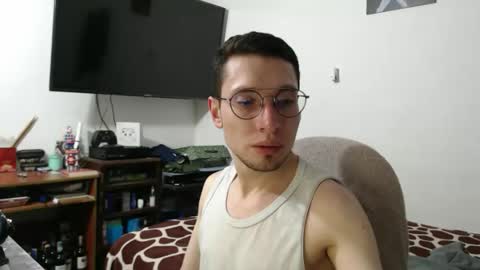 yinmao08 online show from February 24, 2:25 am