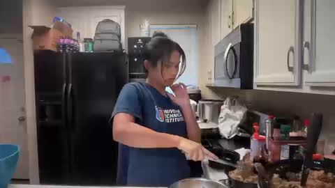 Palmela Handerson online show from October 13, 3:47 pm