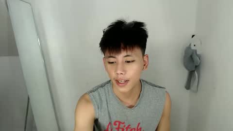 ynotyu online show from May 11, 2:45 pm
