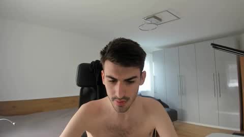 yoda130305 online show from April 9, 7:03 am