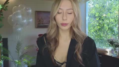  Wilma  online show from October 7, 1:40 pm