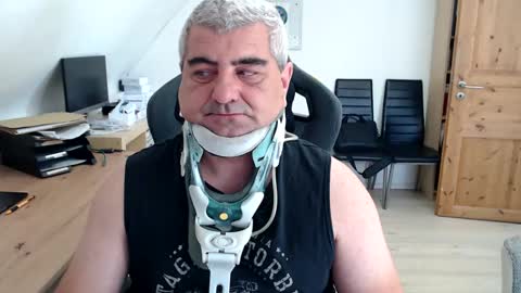 Snapshot of yoschi1976 chatting on September 14, 11:00 am yoschi1976 online show from September 14, 11:00 am