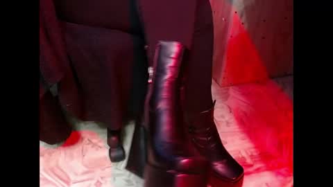 Renesmee online show from February 18, 10:16 am