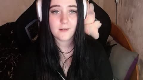 your_8a8y online show from January 13, 5:48 am