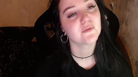 your_8a8y online show from January 9, 12:00 pm