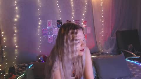 Melania and Michael online show from April 5, 4:48 pm