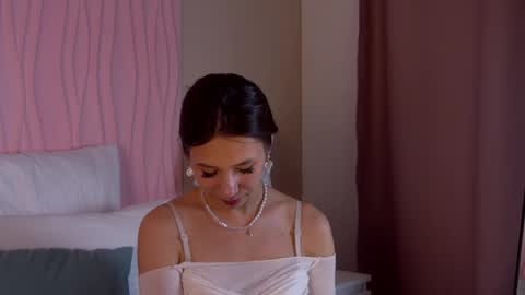 Yuki your little enchantress online show from May 22, 6:58 pm