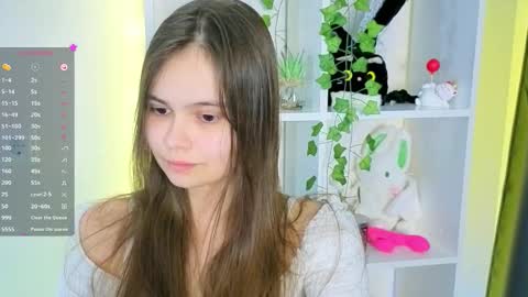 Julia Next stream  online show from March 18, 5:41 pm