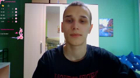 Mark online show from April 4, 8:32 am