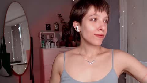 Alex and Kris long hair online show from October 22, 1:35 pm