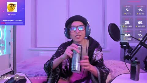 Han   online show from February 8, 8:42 pm