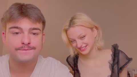 your_molly_mark online show from October 15, 12:50 pm