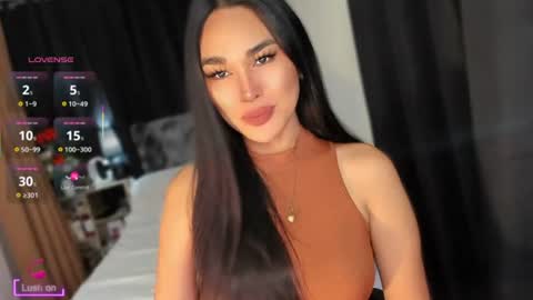 Miss Larah online show from August 10, 1:54 am