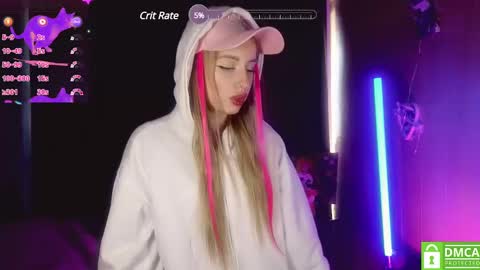 Alice  online show from February 18, 3:31 am