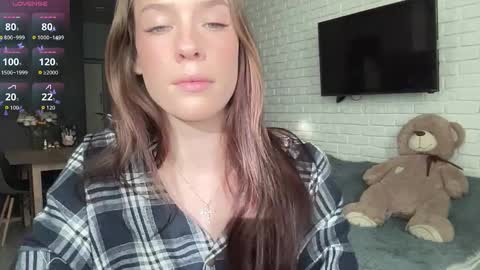 Mia  online show from February 24, 1:47 pm