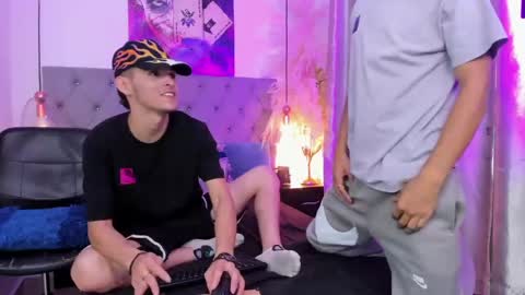 Angel online show from May 5, 12:44 pm