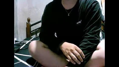 yourasian_lover29 online show from April 12, 3:49 pm