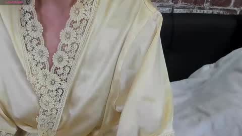 yourastral online show from December 13, 1:26 am