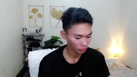 Snapshot of yourdreamboyx chatting on September 22, 9:52 pm Rence online show from September 22, 9:52 pm