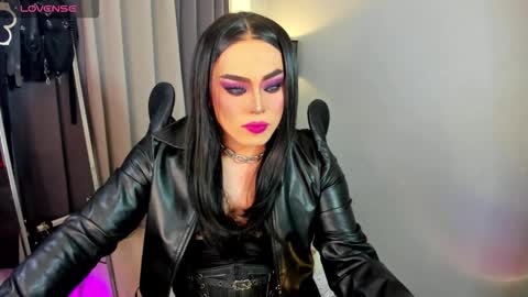  not into STINGY and CHEAP people online show from September 18, 10:47 pm