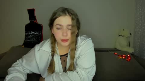 yourgem__ online show from March 3, 8:21 pm