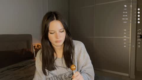 Aida online show from January 25, 6:02 pm