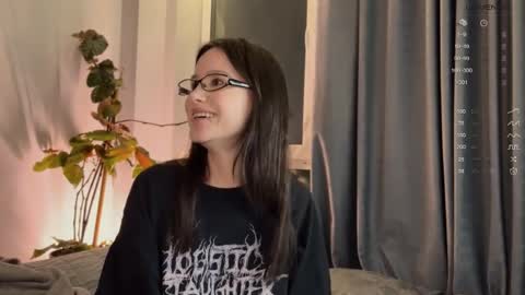 Aida online show from March 11, 3:45 pm