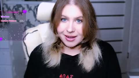 Snapshot of yourkarma_2_0 chatting on October 16, 4:39 pm Karma online show from October 16, 4:39 pm