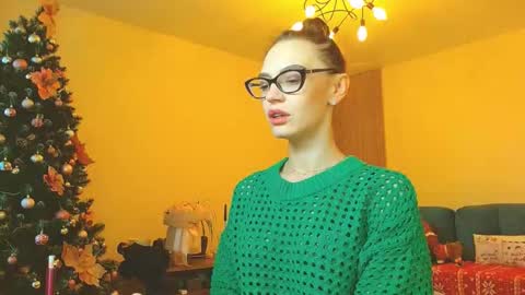 Ksyusha online show from December 4, 10:15 am