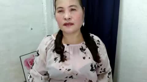 Regine online show from September 19, 4:16 am