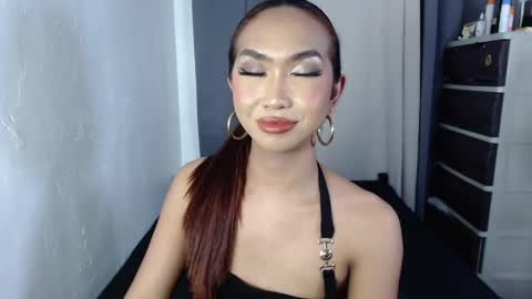 yourlovebella88 online show from March 10, 9:29 pm