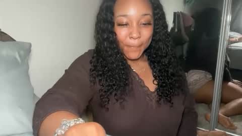 YOURMOMMY online show from March 23, 6:07 am