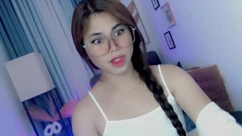 yourprettyblythe_ts online show from March 15, 12:30 pm