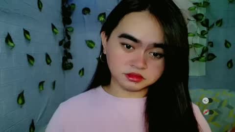 yourprincessthea online show from February 24, 5:33 am