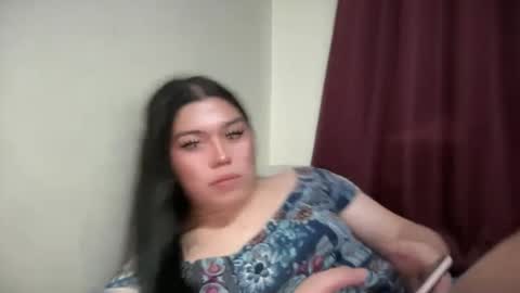 yoursexytowngirl online show from April 24, 3:36 pm