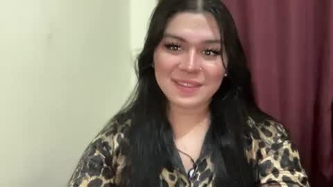 yoursexytowngirl online show from May 18, 8:48 pm
