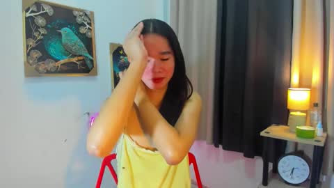 yourtinybunny online show from May 18, 10:21 am
