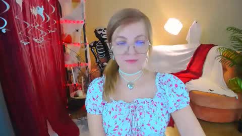 Alice online show from November 3, 9:54 am